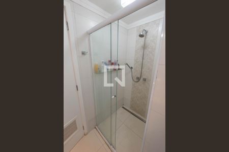 Apartamento à venda com 105m², 2 quartos e 1 vagaBanheiro da Suíte