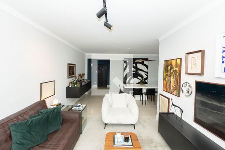 Apartamento à venda com 105m², 2 quartos e 1 vagaSala