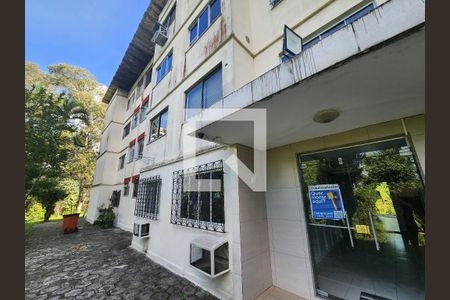 Apartamento à venda com 58m², 2 quartos e 1 vaga Apartamento à venda com 58m², 2 quartos e 1 vagaFachada