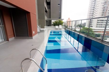 Studio à venda com 29m², 1 quarto e sem vaga Studio à venda com 29m², 1 quarto e sem vagaÁrea comum - Piscina