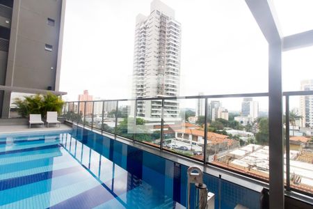 Studio à venda com 29m², 1 quarto e sem vaga Studio à venda com 29m², 1 quarto e sem vagaÁrea comum - Piscina