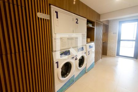 Studio à venda com 29m², 1 quarto e sem vaga Studio à venda com 29m², 1 quarto e sem vagaLavanderia Coletiva