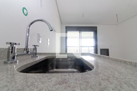 Cozinha/Quarto  de kitnet/studio à venda com 1 quarto, 29m² em Butantã, São Paulo