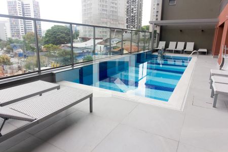 Studio à venda com 29m², 1 quarto e sem vaga Studio à venda com 29m², 1 quarto e sem vagaÁrea comum - Piscina