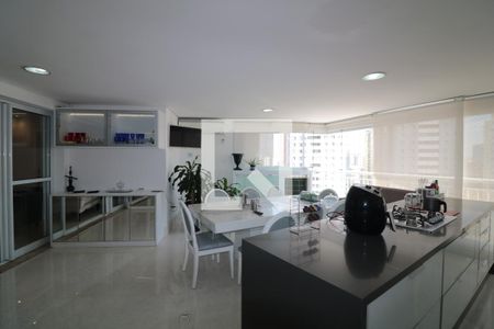 Apartamento à venda com 130m², 3 quartos e 2 vagasCozinha