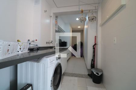 Apartamento à venda com 130m², 3 quartos e 2 vagasÁrea de Serviço