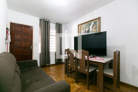 Sala de casa à venda com 4 quartos, 151m² em Cidade Antônio Estevão de Carvalho, São Paulo