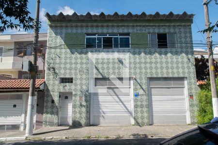 Casa para alugar com 250m², 4 quartos e 3 vagasFachada