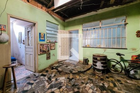 Casa à venda com 180m², 2 quartos e 1 vaga Casa à venda com 180m², 2 quartos e 1 vagaÁrea de Serviço