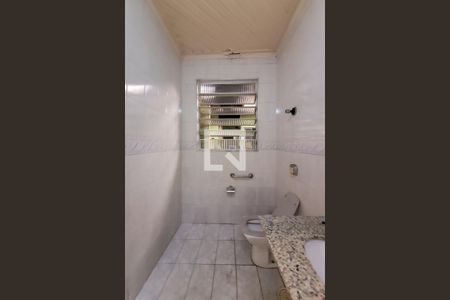 Casa à venda com 180m², 2 quartos e 1 vaga Casa à venda com 180m², 2 quartos e 1 vagaBanheiro