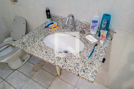 Casa à venda com 180m², 2 quartos e 1 vaga Casa à venda com 180m², 2 quartos e 1 vagaBanheiro