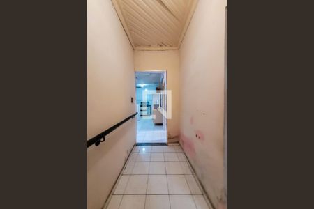 Casa à venda com 180m², 2 quartos e 1 vaga Casa à venda com 180m², 2 quartos e 1 vagaCorredor