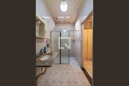 Casa à venda com 180m², 2 quartos e 1 vaga Casa à venda com 180m², 2 quartos e 1 vagaBanheiro