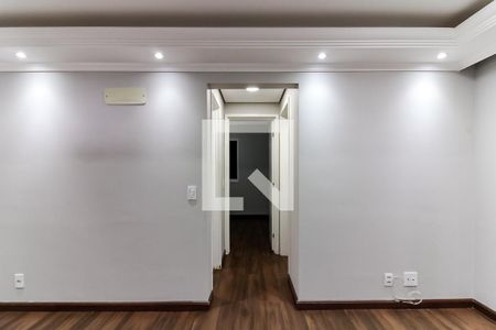 Corredor de apartamento à venda com 2 quartos, 57m² em Vila Santa Maria, São Paulo