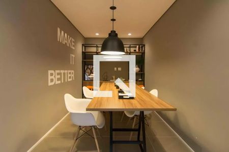 Apartamento para alugar com 38m², 1 quarto e sem vaga Apartamento para alugar com 38m², 1 quarto e sem vagaCoworking