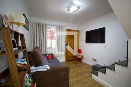 Sala de casa de condomínio à venda com 2 quartos, 80m² em Vila Carmosina, São Paulo