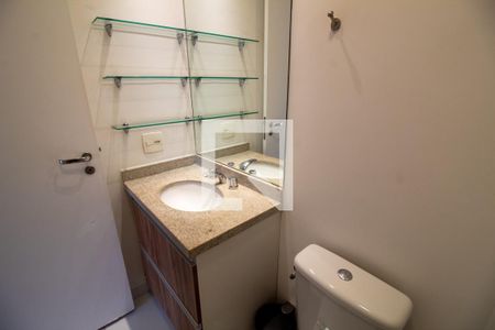 Banheiro da Suíte de apartamento para alugar com 1 quarto, 50m² em Vila Cordeiro, São Paulo