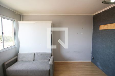 Sala / Quarto de apartamento para alugar com 1 quarto, 24m² em Vila Campanela, São Paulo
