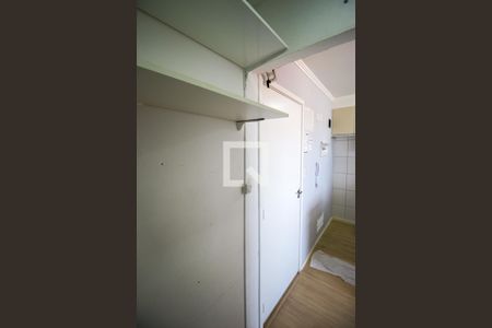 Closset de apartamento para alugar com 1 quarto, 24m² em Vila Campanela, São Paulo