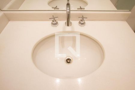 Apartamento à venda com 66m², 2 quartos e 2 vagasBanheiro