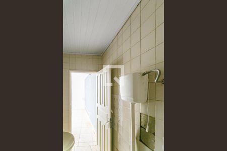Casa à venda com 150m², 2 quartos e 3 vagas Casa à venda com 150m², 2 quartos e 3 vagasBanheiro