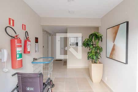 Apartamento à venda com 41m², 2 quartos e sem vaga Apartamento à venda com 41m², 2 quartos e sem vagaHall Social
