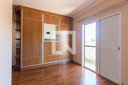 Casa à venda com 331m², 3 quartos e 6 vagas Casa à venda com 331m², 3 quartos e 6 vagasSuíte 3