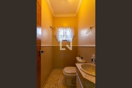 Casa à venda com 331m², 3 quartos e 6 vagas Casa à venda com 331m², 3 quartos e 6 vagasLavabo