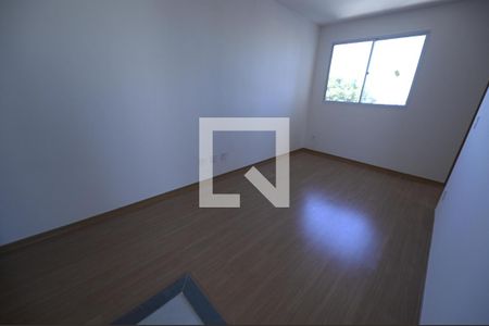 sala de apartamento para alugar com 2 quartos, 44m² em Chácara São Pedro, Aparecida de Goiânia