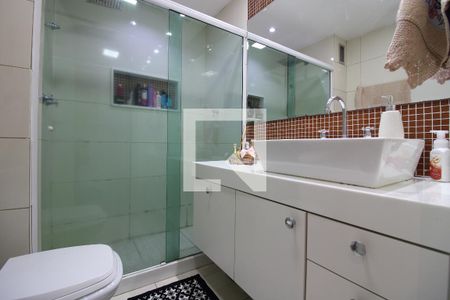 Apartamento para alugar com 128m², 3 quartos e 2 vagasBanheiro Social