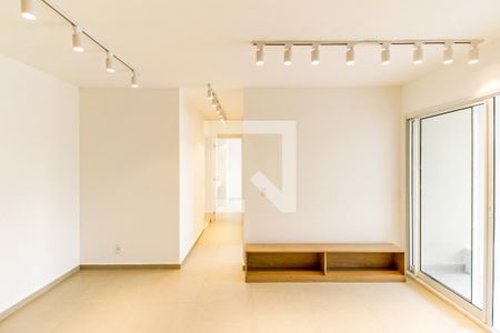 Sala de apartamento à venda com 2 quartos, 66m² em Santo Amaro, São Paulo