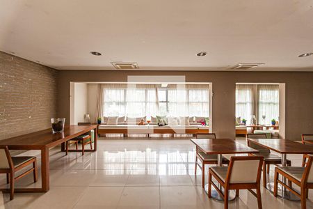 Apartamento para alugar com 64m², 2 quartos e 2 vagas Apartamento para alugar com 64m², 2 quartos e 2 vagasÁrea comum