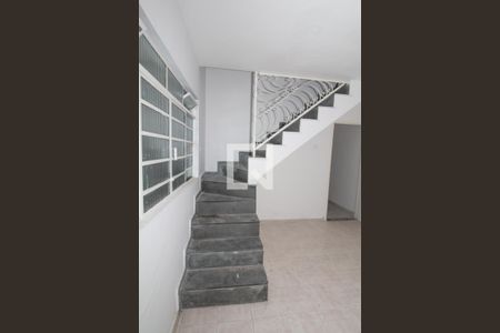 Sala de casa para alugar com 2 quartos, 100m² em Vila Antonieta, São Paulo