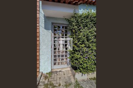 Studio para alugar com 25m², 1 quarto e sem vaga Studio para alugar com 25m², 1 quarto e sem vagaFachada