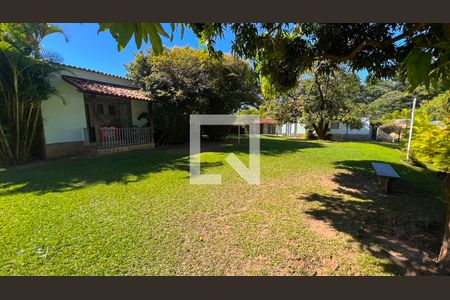 Casa à venda com 587m², 5 quartos e 16 vagasÁrea externa