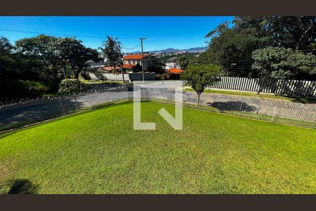 Casa à venda com 587m², 5 quartos e 16 vagasÁrea externa