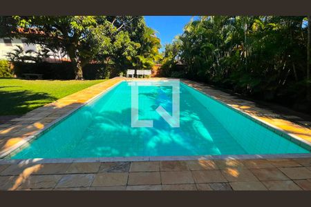 Casa à venda com 587m², 5 quartos e 16 vagasÁrea externa