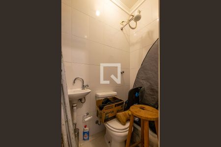 Casa à venda com 151m², 2 quartos e 2 vagas Casa à venda com 151m², 2 quartos e 2 vagasÁrea de Serviço - Banheiro