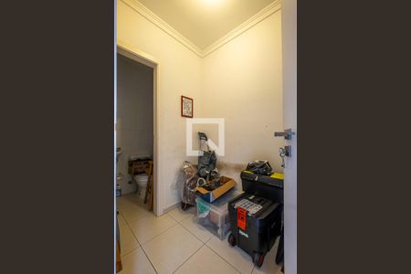 Casa à venda com 151m², 2 quartos e 2 vagas Casa à venda com 151m², 2 quartos e 2 vagasÁrea de Serviço - Quarto