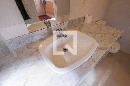 Casa à venda com 151m², 2 quartos e 2 vagas Casa à venda com 151m², 2 quartos e 2 vagasSuíte 2 - banheiro