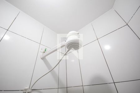 Banheiro de casa para alugar com 1 quarto, 25m² em Conceição, Osasco