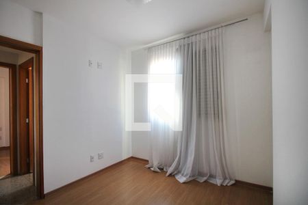 Apartamento para alugar com 85m², 3 quartos e 3 vagasQuarto 2 / Semi-suite