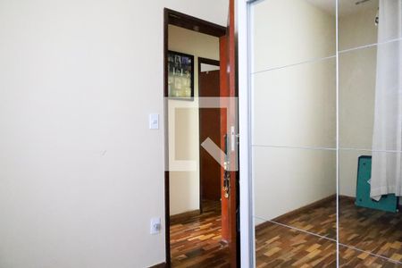 Quarto de apartamento para alugar com 3 quartos, 70m² em Salgado Filho, Belo Horizonte