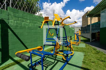 Apartamento à venda com 64m², 3 quartos e 1 vaga Apartamento à venda com 64m², 3 quartos e 1 vagaÁrea comum - Academia ao ar livre