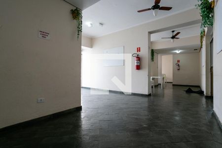 Apartamento à venda com 64m², 3 quartos e 1 vaga Apartamento à venda com 64m², 3 quartos e 1 vagaÁrea comum - Salão de festas