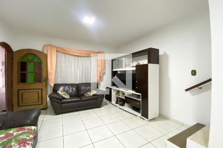 Sala de casa à venda com 3 quartos, 280m² em Km 18, Osasco
