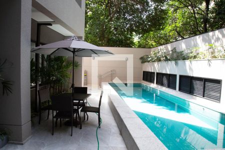 Apartamento à venda com 39m², 2 quartos e sem vagaÁrea comum - Piscina