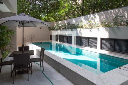 Apartamento à venda com 39m², 2 quartos e sem vagaÁrea comum - Piscina