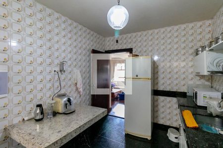 Casa à venda com 300m², 4 quartos e 4 vagasCozinha