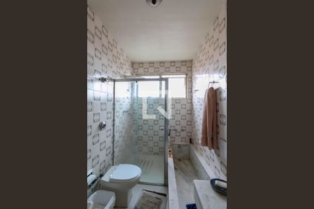 Casa à venda com 300m², 4 quartos e 4 vagasBanheiro Social